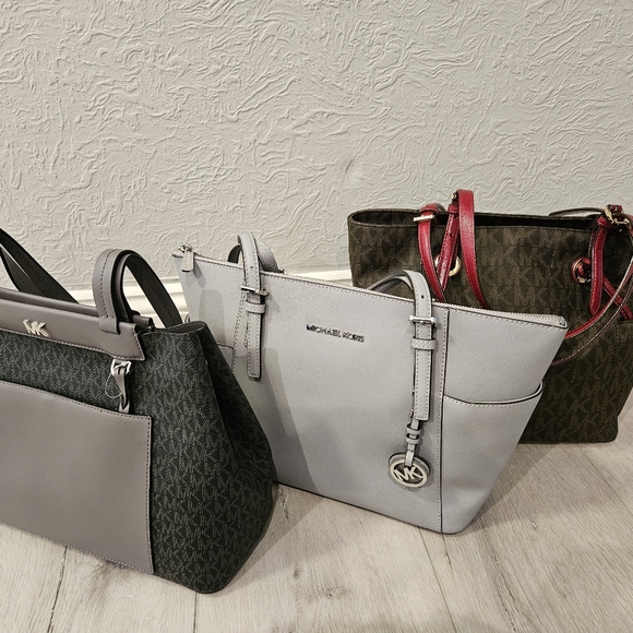 Purse - Picture 6 of 8